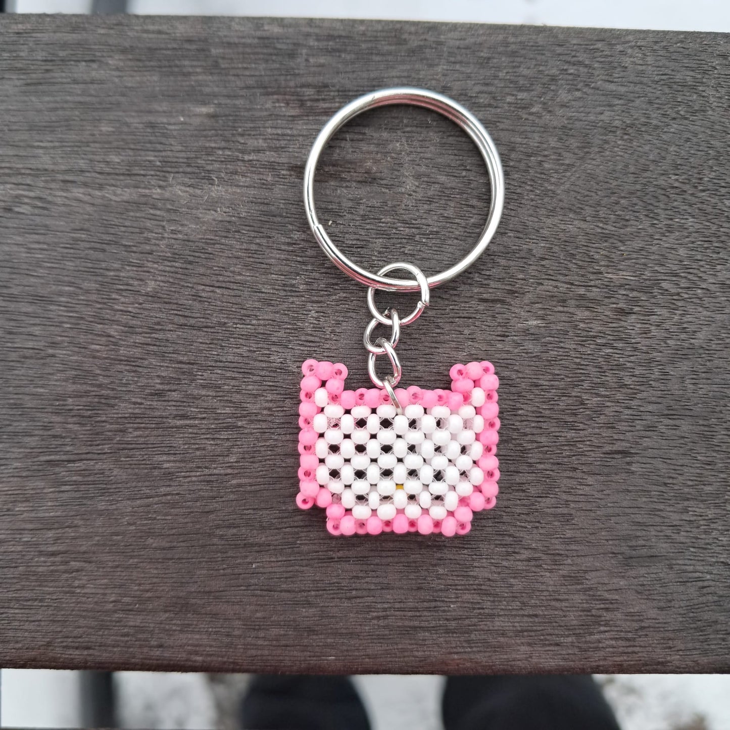 Cute Hello Kitty - Mira
