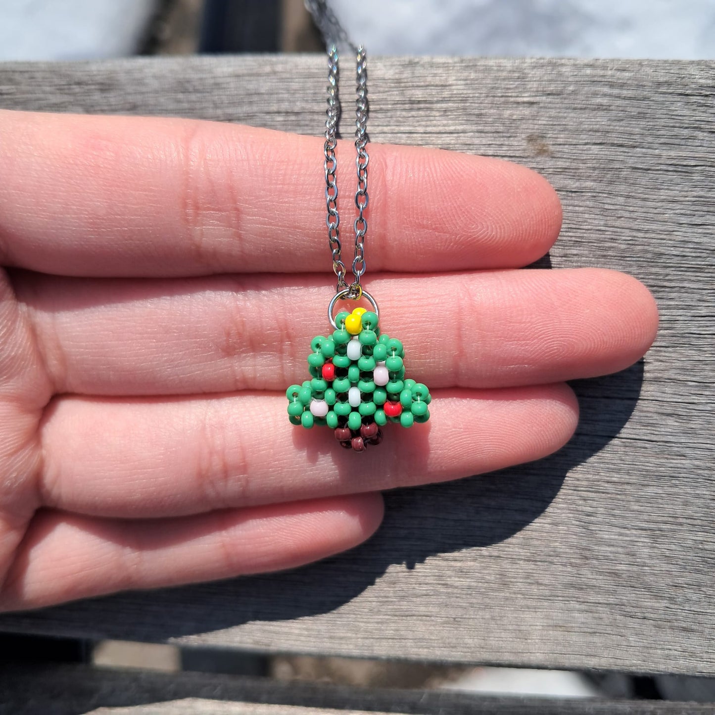 A soft and small Christmas tree - Mira